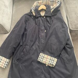Burberry Black Raincoat Classic British Style